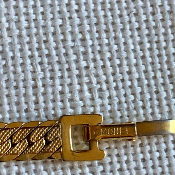 Monet gold plated bracelet - Picture 5 of 11